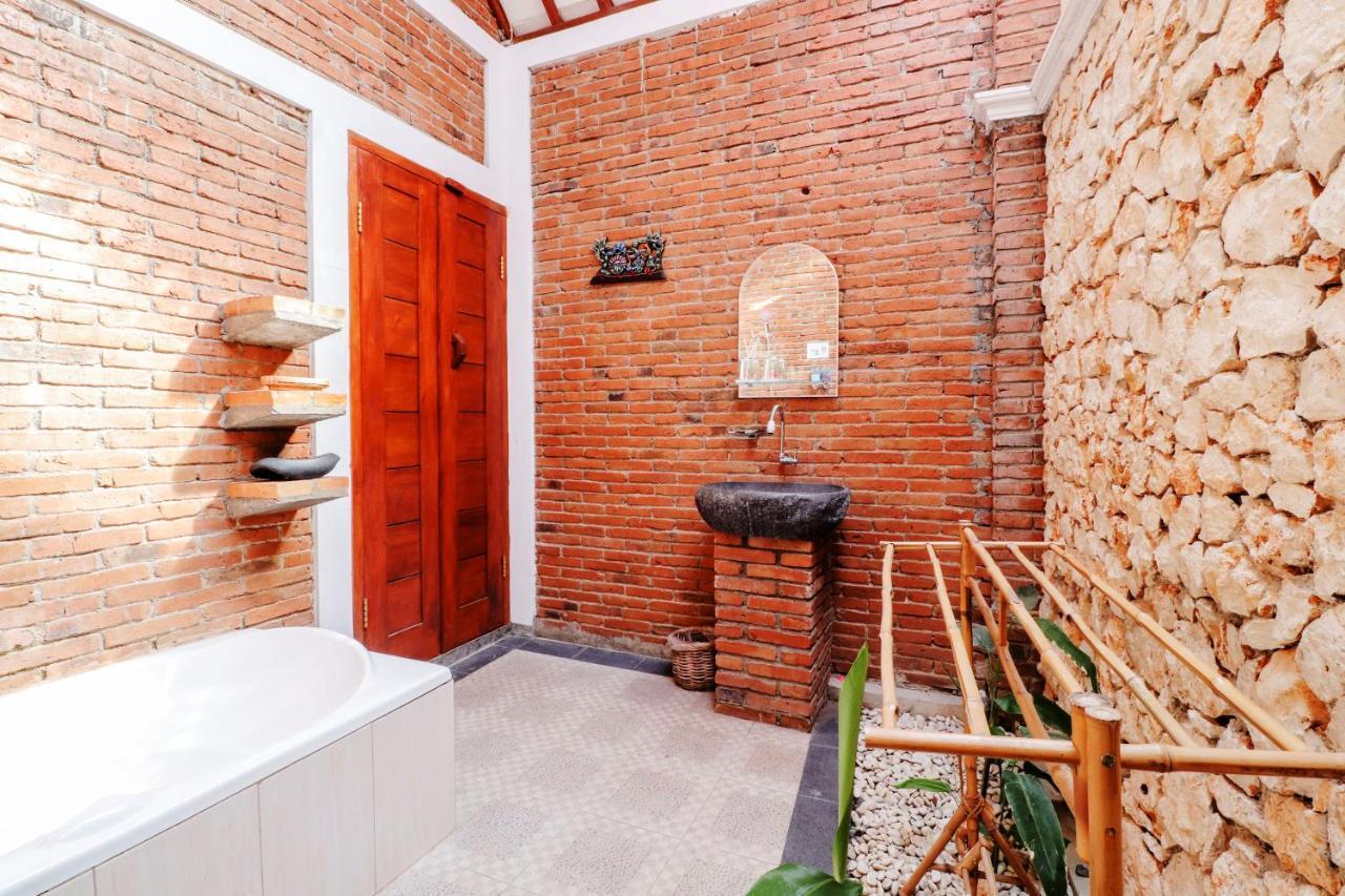 Omah Teras Bata Guesthouse 요그야카르타 외부 사진