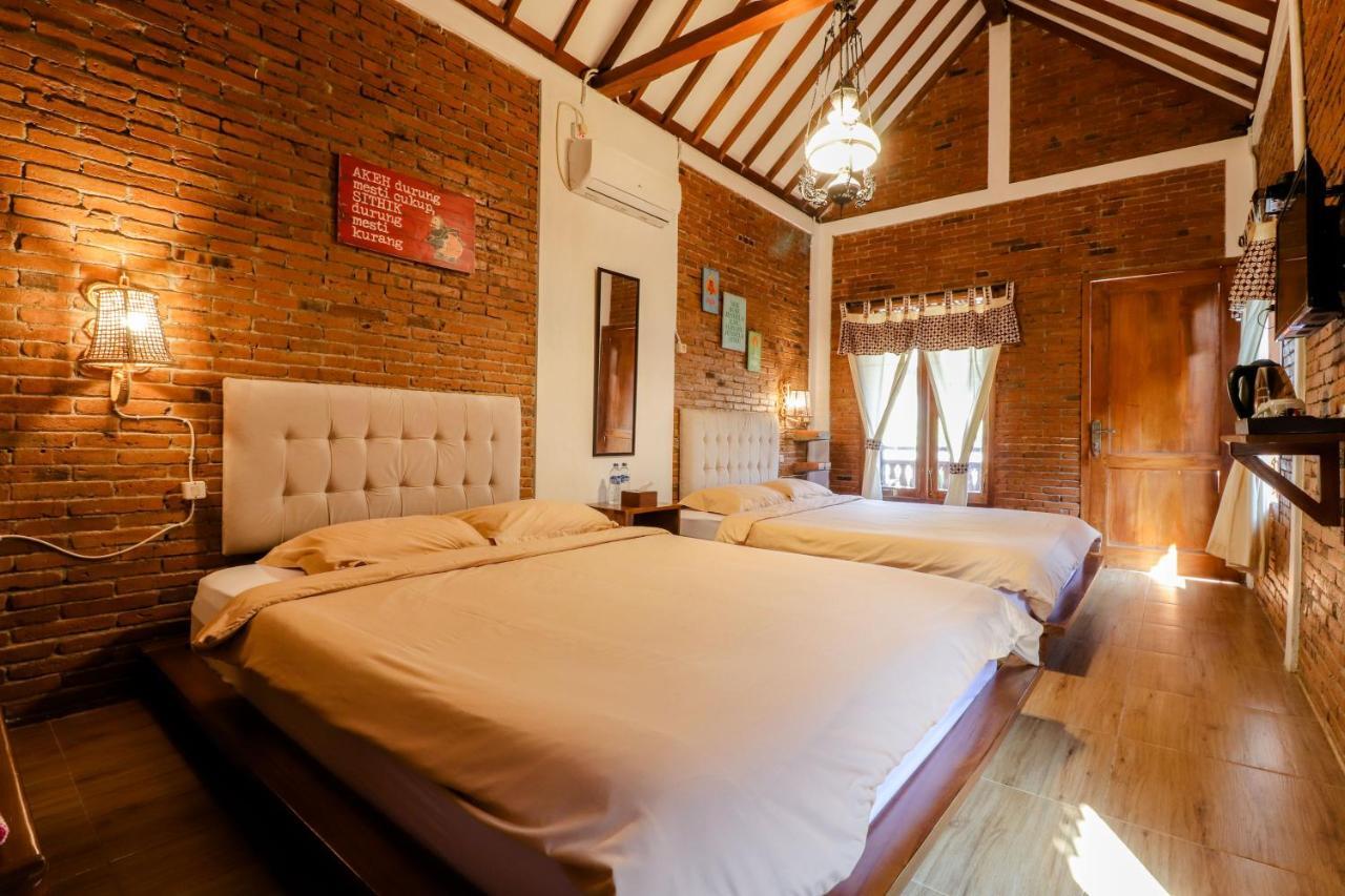 Omah Teras Bata Guesthouse 요그야카르타 외부 사진
