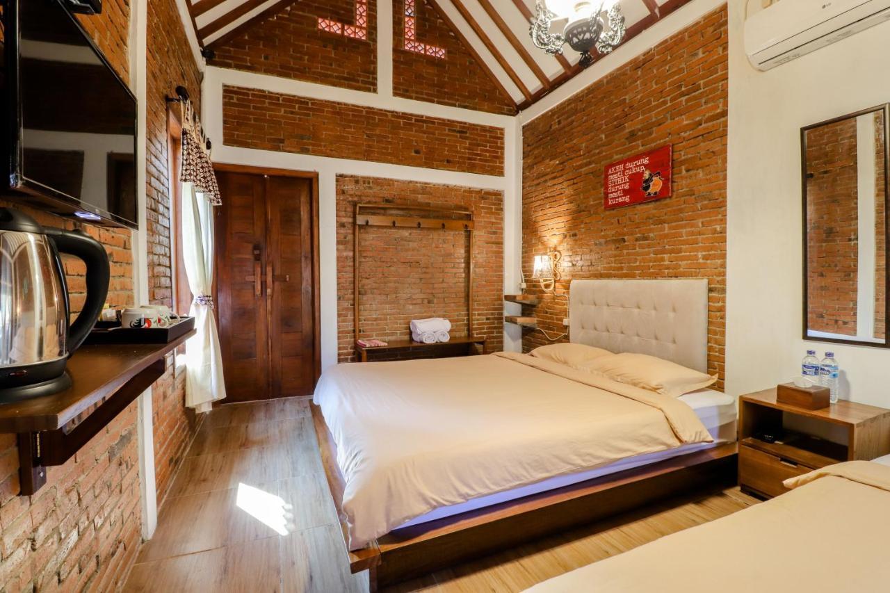 Omah Teras Bata Guesthouse 요그야카르타 외부 사진
